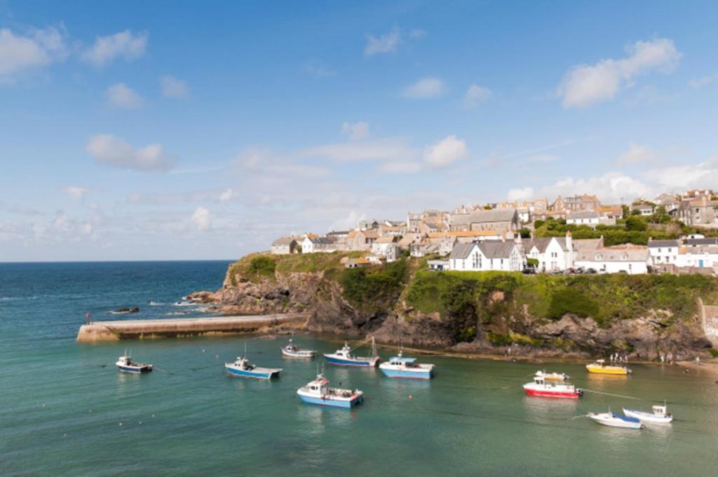 Port Gaverne Hotel Port Isaac Exterior foto